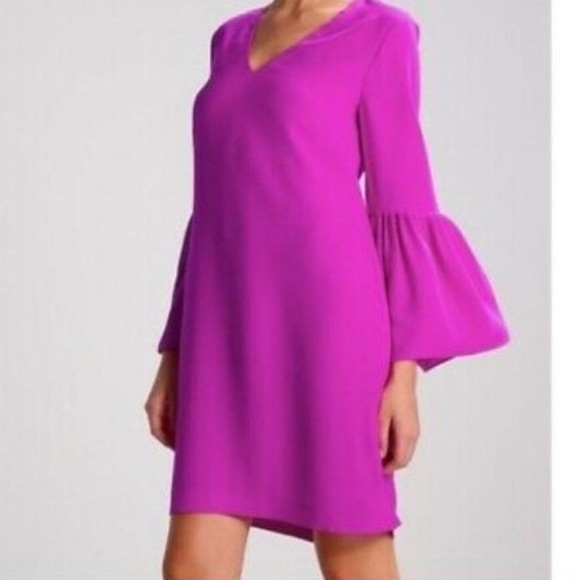 Banana Republic Dresses & Skirts - BANANA REPUBLIC Fuchsia Bell Sleeve V-Neck Dress
